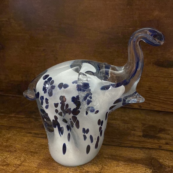 Murano Vintage Glass Elephant - Picture 2 of 7